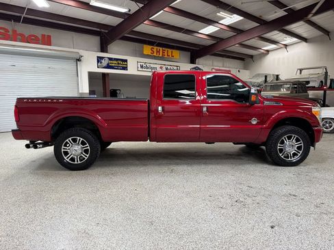 Used 2016 Ford F350 Platinum w/ FX4 Off-Road Package AWD/4WD image 9