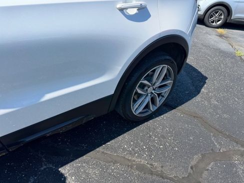 Used 2020 Cadillac XT4 Sport AWD/4WD image 11