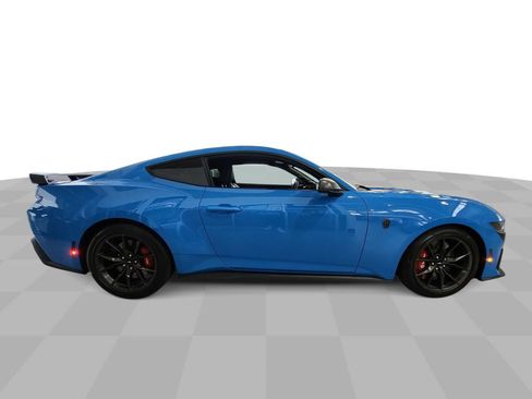 Used 2025 Ford Mustang Dark Horse image 9