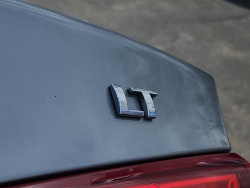 Used 2024 Chevrolet Malibu LT image 31