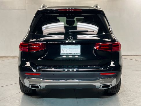 New 2026 Mercedes-Benz GLB 250 4MATIC image 4