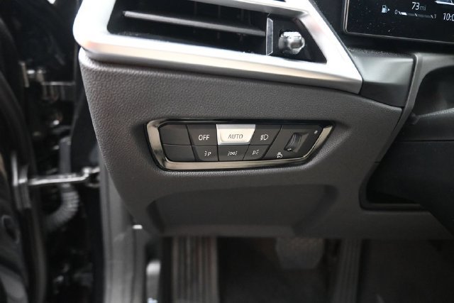Certified 2025 BMW 230i Coupe w/ Premium Package RWD image 19
