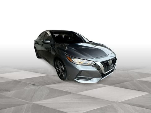 Used 2022 Nissan Sentra SV FWD image 2