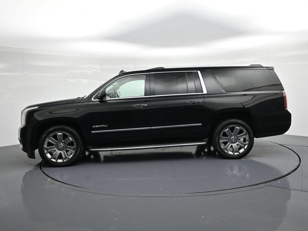 Used 2016 GMC Yukon XL Denali w/ Open Road Package AWD/4WD image 9
