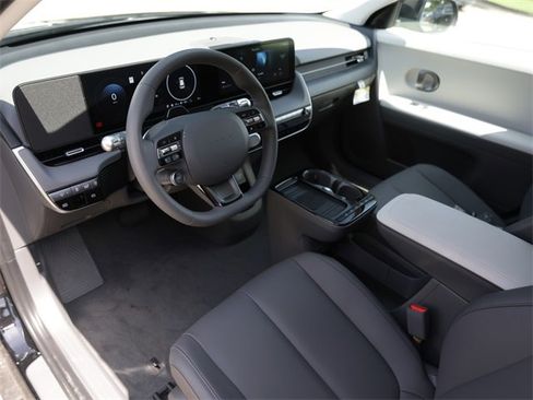 Certified 2025 Hyundai Ioniq 5 SEL image 12