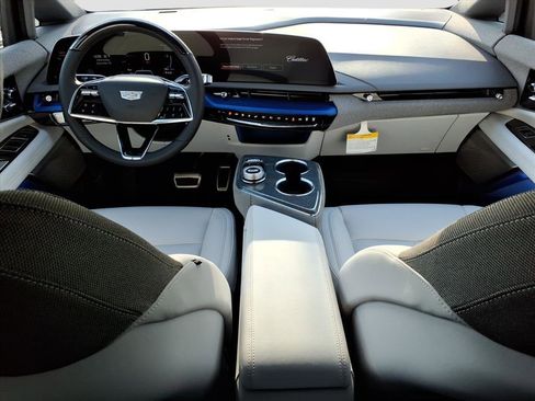 New 2026 Cadillac Optiq Sport 1 image 9