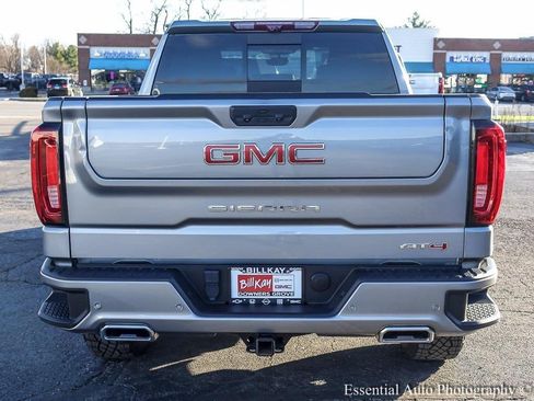 Used 2024 GMC Sierra 1500 AT4 w/ Technology Package image 6