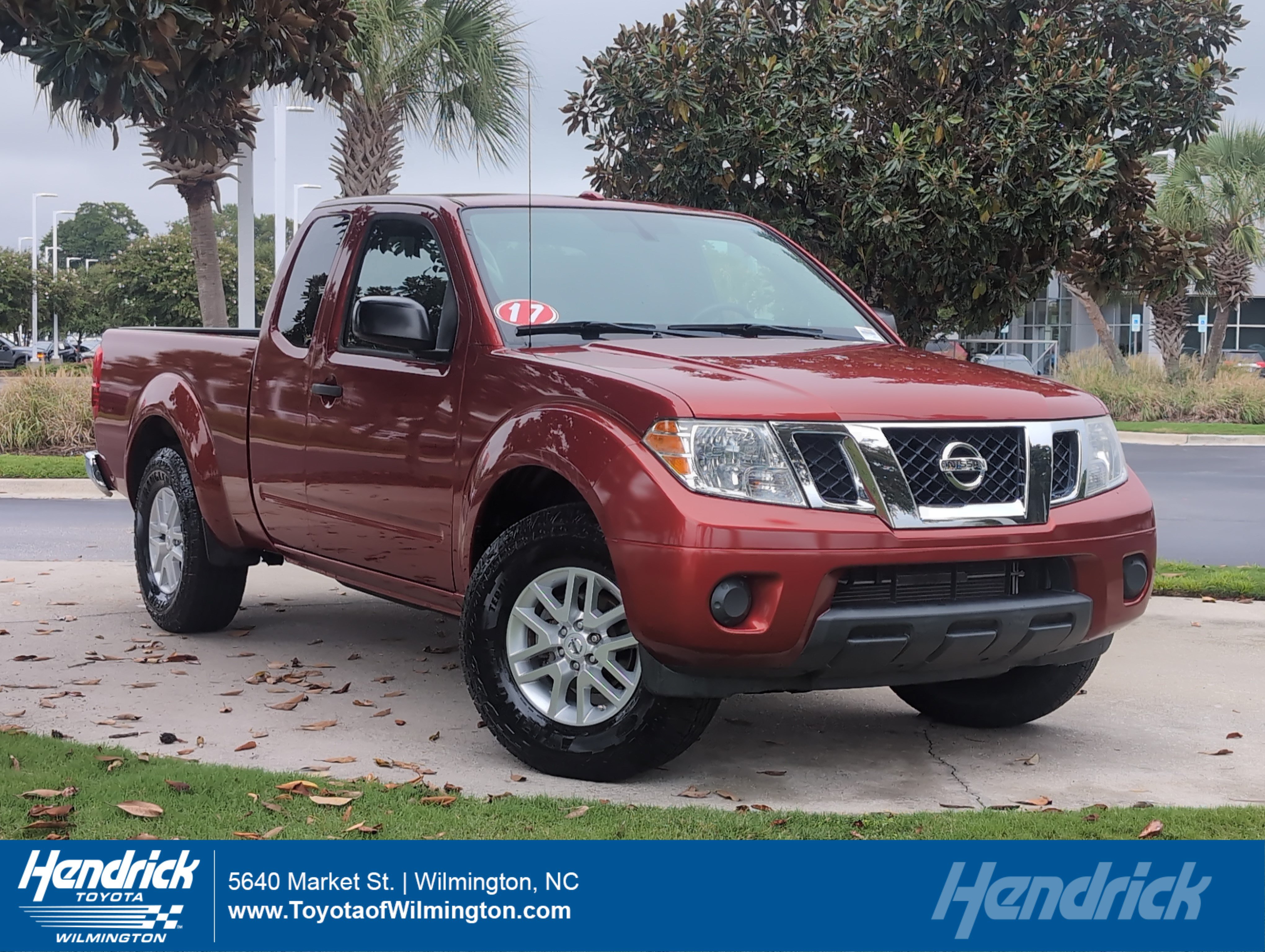 Used 2017 Nissan Frontier SV RWD image 1