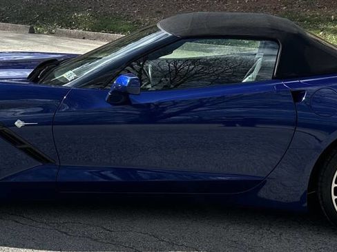Used 2017 Chevrolet Corvette Stingray 2dr Convertible w/1LT image 8