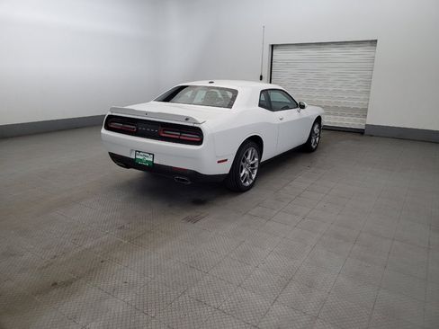 Used 2022 Dodge Challenger GT AWD/4WD image 9