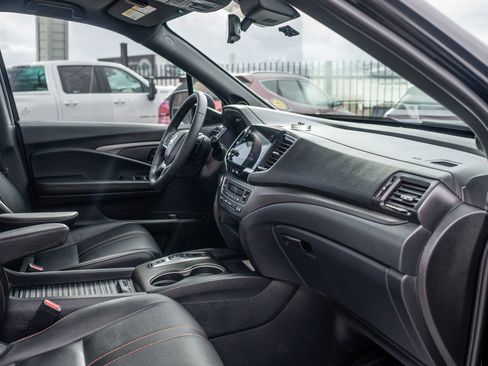 Used 2022 Honda Passport TrailSport image 19