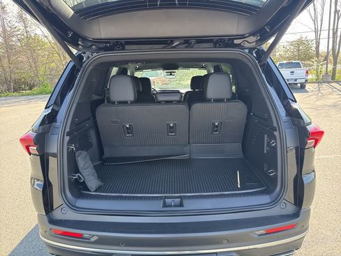 New 2026 Buick Enclave Preferred w/ Power Package AWD/4WD image 59