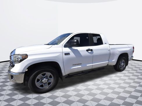 Used 2020 Toyota Tundra SR5 RWD image 4