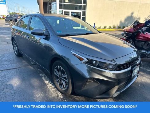 Used 2023 Kia Forte LXS FWD image 1