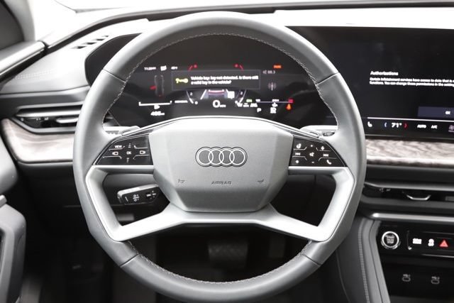 Used 2025 Audi Q5 Premium w/ Convenience Package AWD/4WD image 15