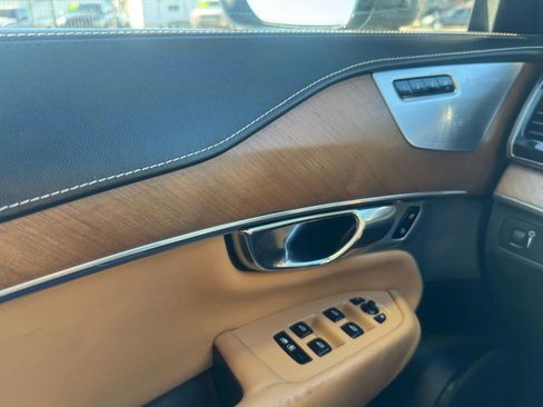 Used 2016 Volvo XC90 T6 image 12