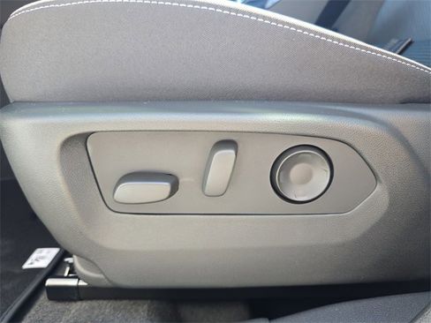 New 2026 Buick Envision Sport Touring image 18