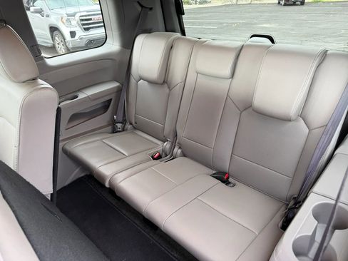 Used 2015 Honda Pilot Touring image 26