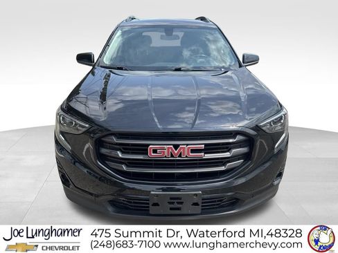 Certified 2019 GMC Terrain SLT w/ Preferred Package AWD/4WD image 9