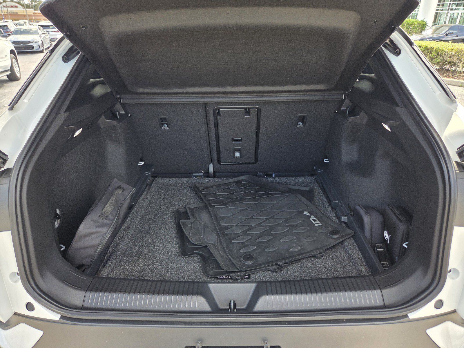 Used 2024 Volkswagen ID.4 S RWD image 15