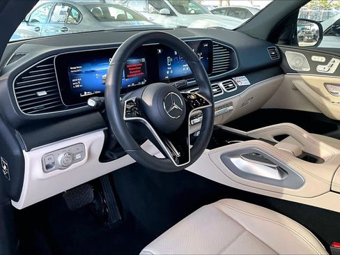 Certified 2025 Mercedes-Benz GLE 450 GLE 450 image 18