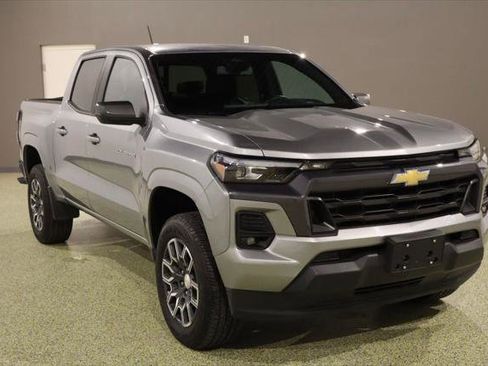 Used 2024 Chevrolet Colorado LT w/ LT Convenience Package III image 1