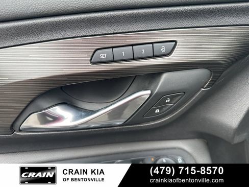 Used 2019 GMC Terrain SLT w/ Preferred Package image 14