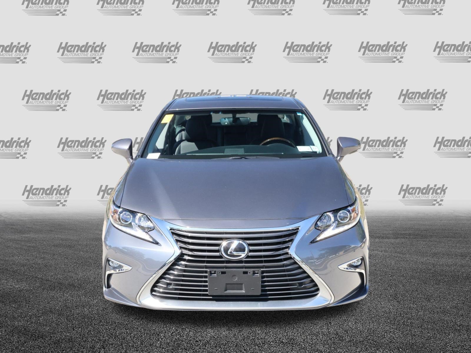 Used 2016 Lexus ES 350 w/ Premium Package w/Wood Trim FWD image 3