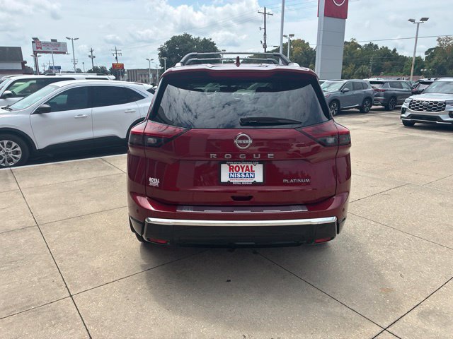 Used 2024 Nissan Rogue Platinum w/ Platinum Premium Package FWD image 6