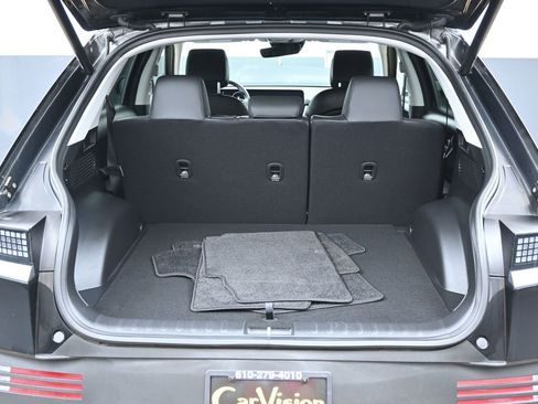 Used 2025 Hyundai Ioniq 5 SEL image 13