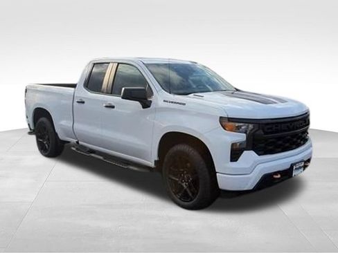 Certified 2025 Chevrolet Silverado 1500 Custom w/ Rally Edition AWD/4WD image 8