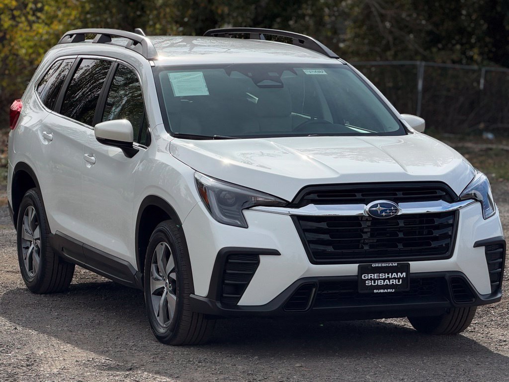 Used 2025 Subaru Ascent Premium w/ Premium Package AWD/4WD image 1