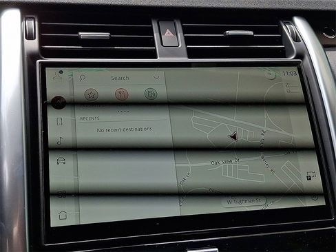 New 2025 Land Rover Discovery S image 14