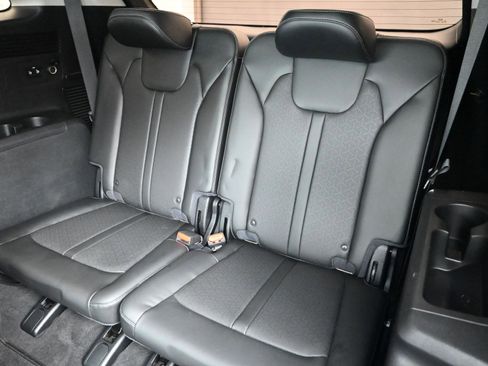 Used 2021 Kia Sorento SX image 24