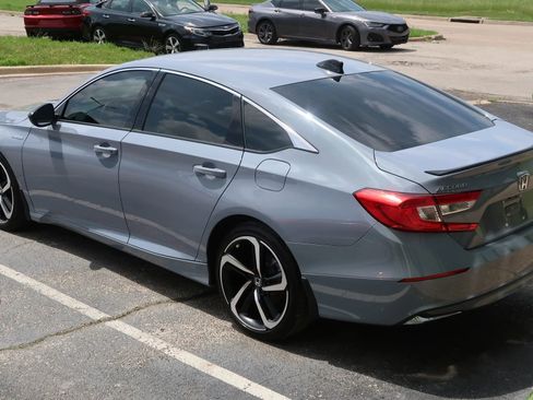 Used 2022 Honda Accord Sport image 12