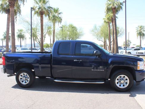 Used 2011 Chevrolet Silverado 1500 W/T w/ LS Package RWD image 8