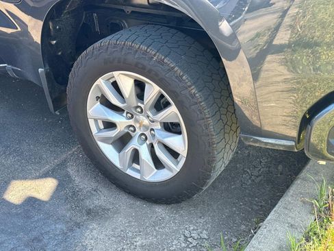 Used 2022 Chevrolet Silverado 1500 Custom image 8