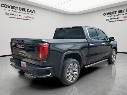 New 2026 GMC Sierra 1500 Denali w/ Denali Reserve Package image 9