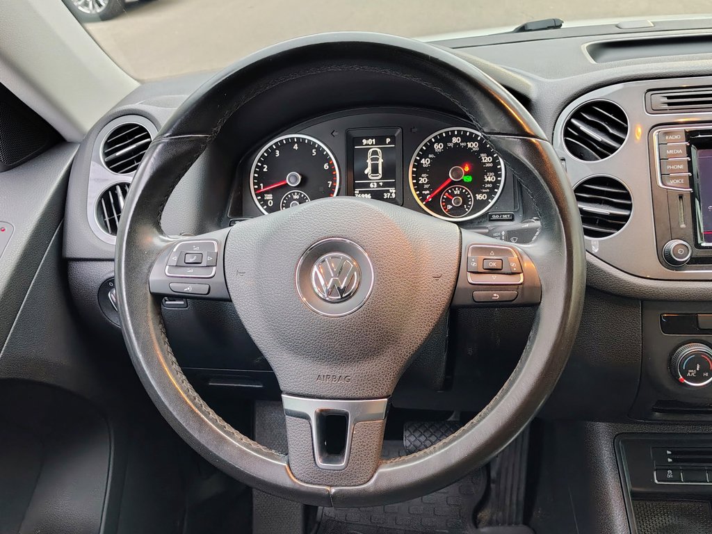 Used 2017 Volkswagen Tiguan Limited w/ Premium Package AWD/4WD image 28
