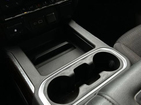 Used 2020 GMC Sierra 1500 Elevation w/ Elevation Value Package image 22