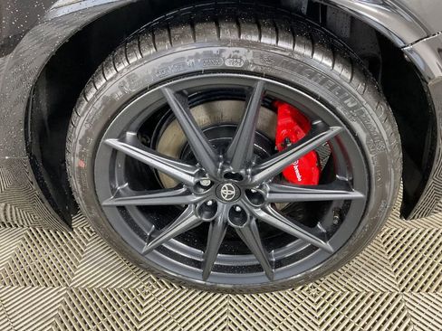 New 2025 Toyota GR86 Premium image 5