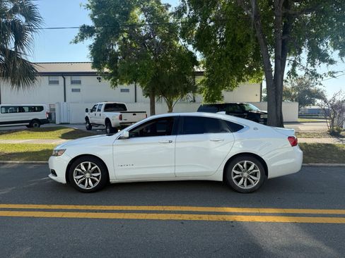 Used 2016 Chevrolet Impala LT image 4