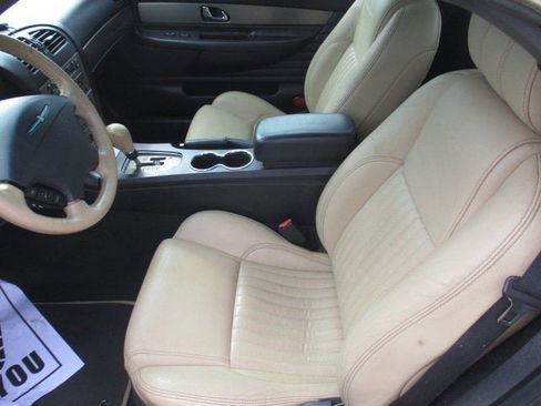 Used 2004 Ford Thunderbird Base image 12