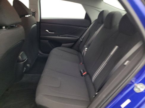 Used 2024 Hyundai Elantra SEL FWD image 18