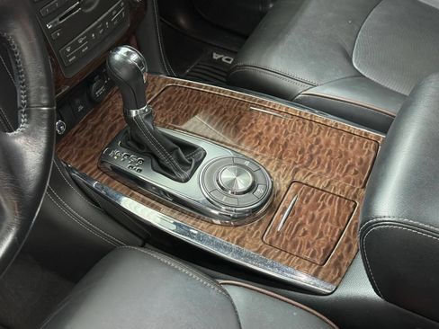 Used 2020 Nissan Armada Platinum w/ Captain's Chairs Package RWD image 20
