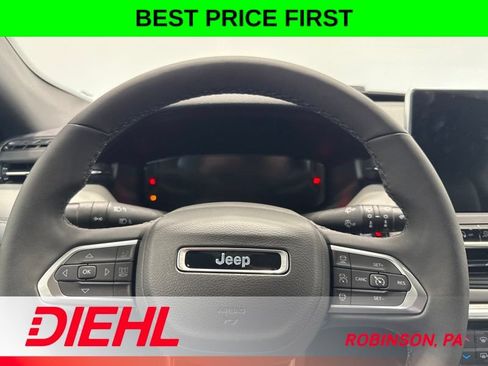 New 2026 Jeep Compass Limited w/ Sun, Sound & Navigation Group AWD/4WD image 24