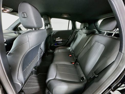 Certified 2025 Mercedes-Benz GLA 250 image 24
