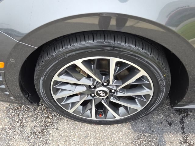 Used 2022 Hyundai Sonata Limited FWD image 5