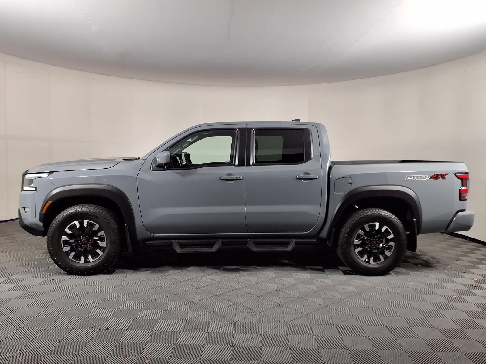 Used 2023 Nissan Frontier PRO-4X w/ Pro Convenience Package AWD/4WD image 4