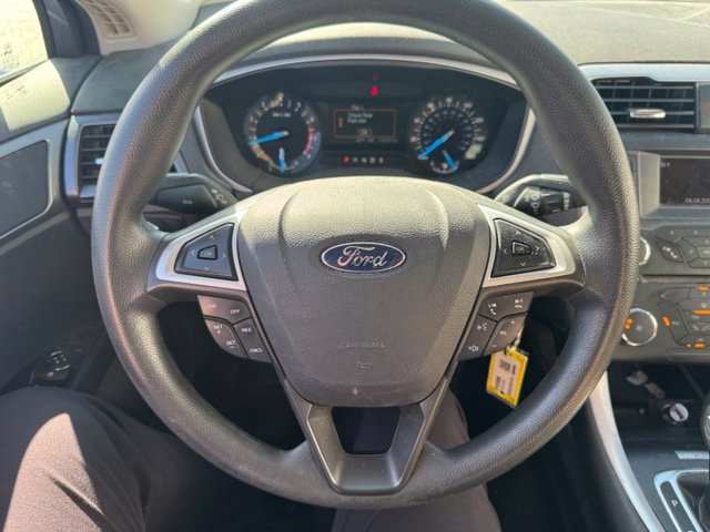 Used 2014 Ford Fusion SE FWD image 16